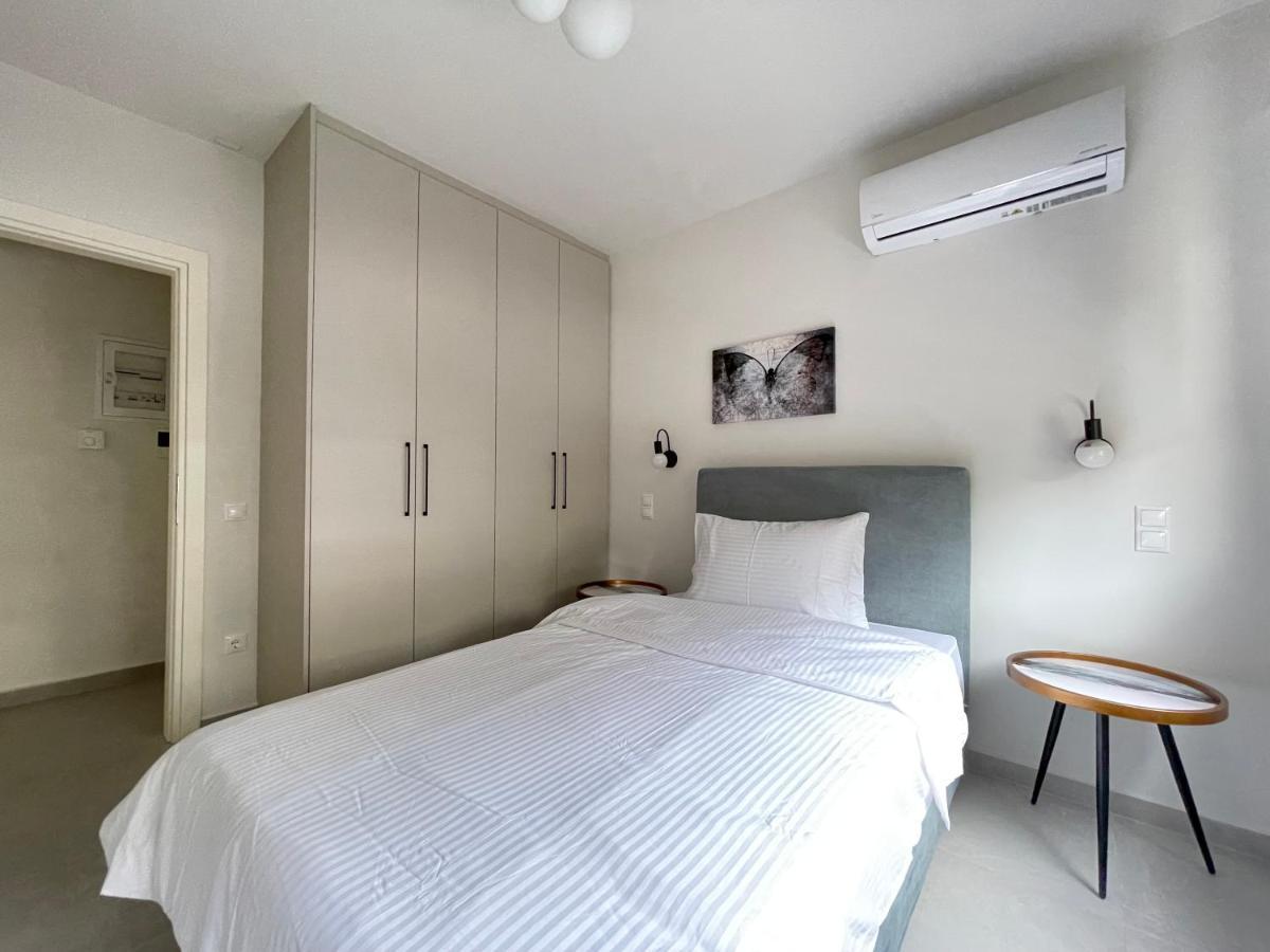 Gleaming Apartments Near Athens Metro Mall Atenas Exterior foto