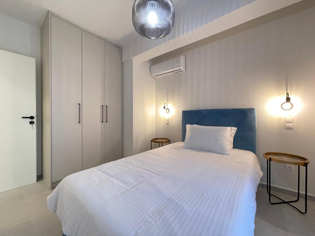 Gleaming Apartments Near Athens Metro Mall Atenas Exterior foto