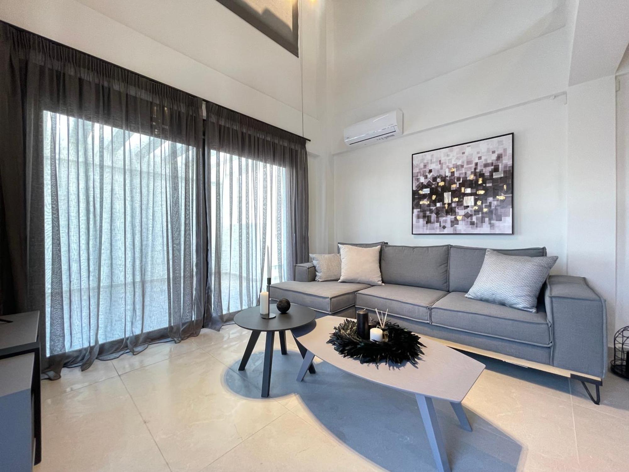 Gleaming Apartments Near Athens Metro Mall Atenas Exterior foto
