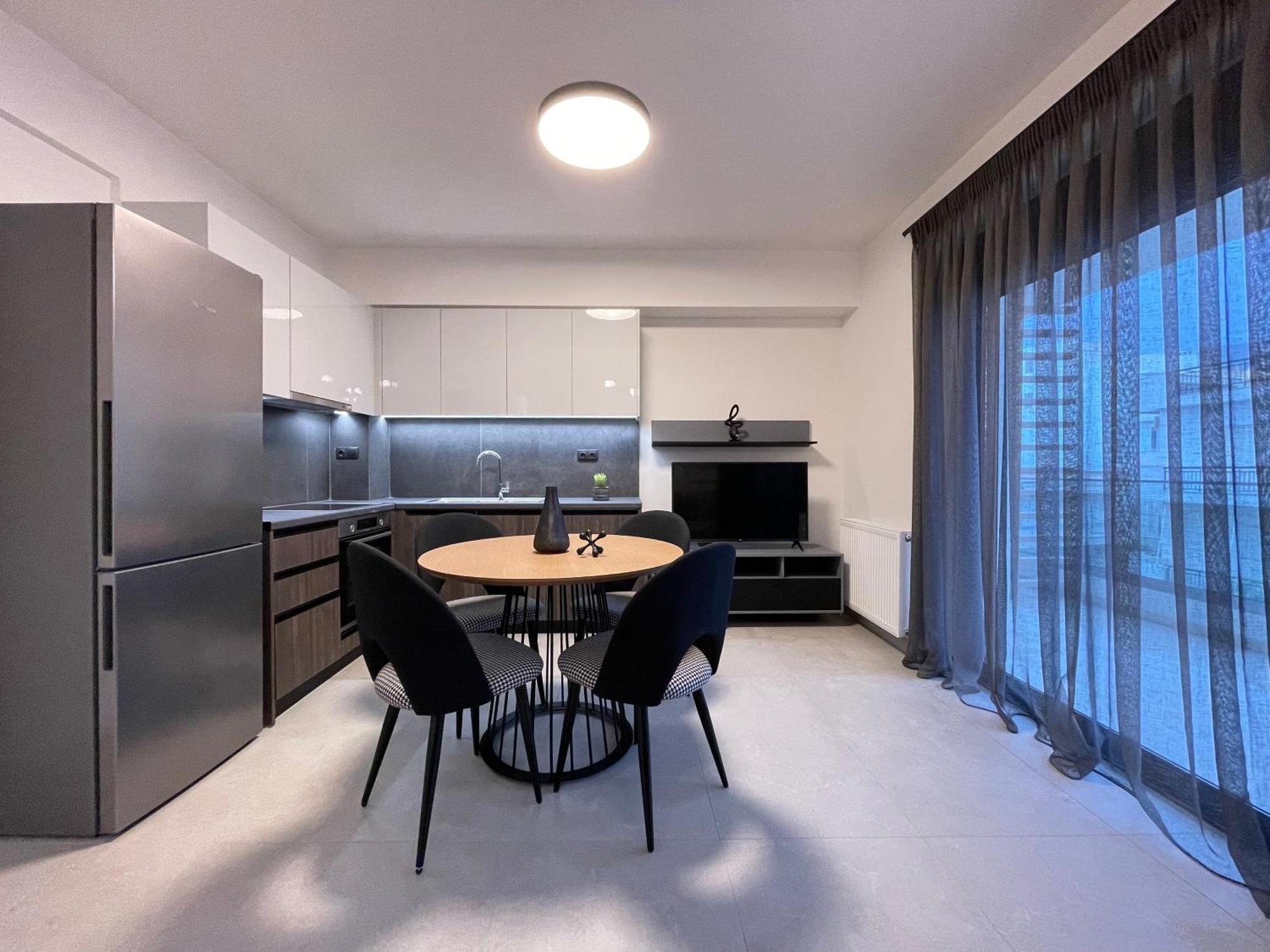 Gleaming Apartments Near Athens Metro Mall Atenas Exterior foto