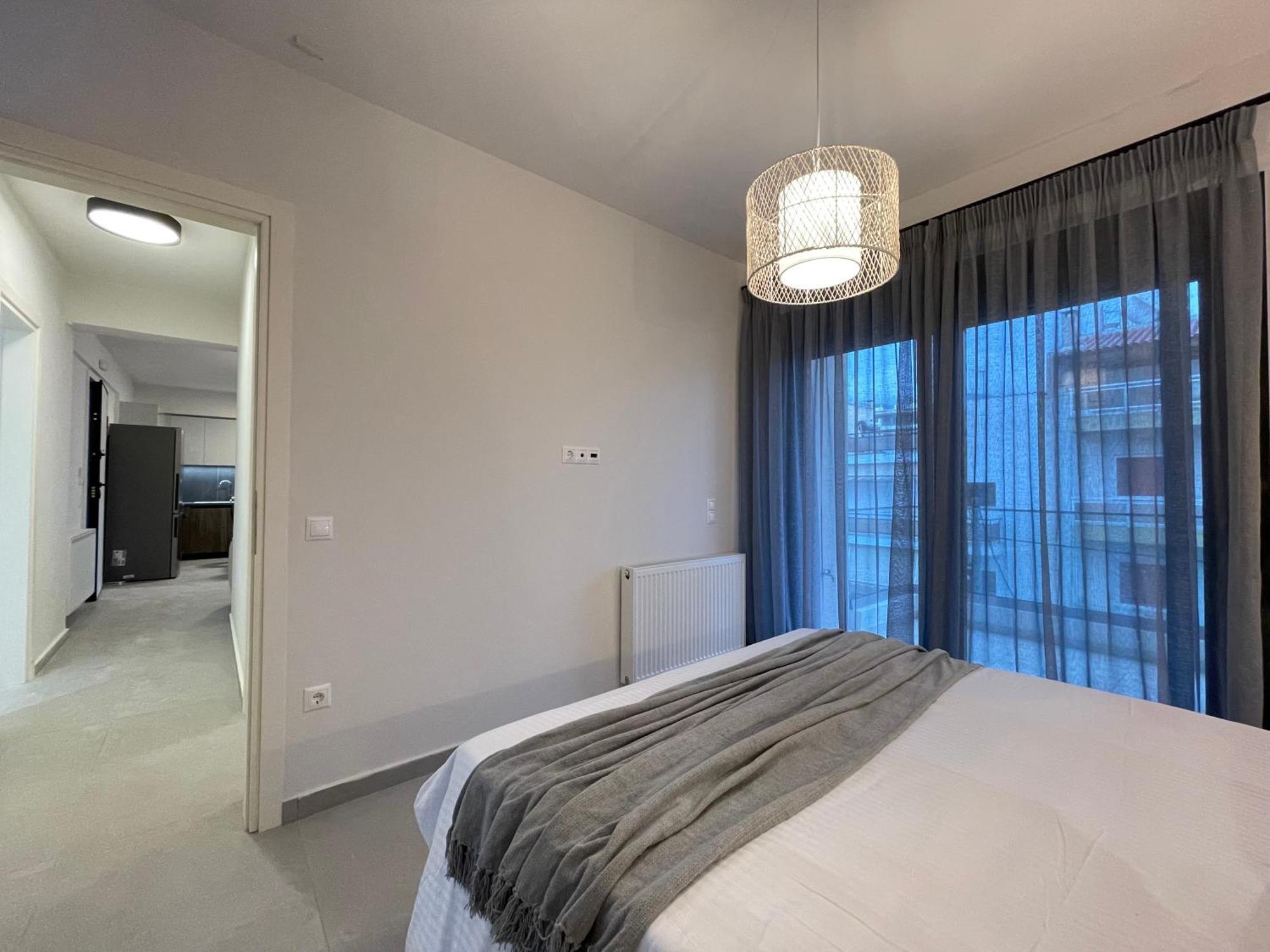 Gleaming Apartments Near Athens Metro Mall Atenas Exterior foto
