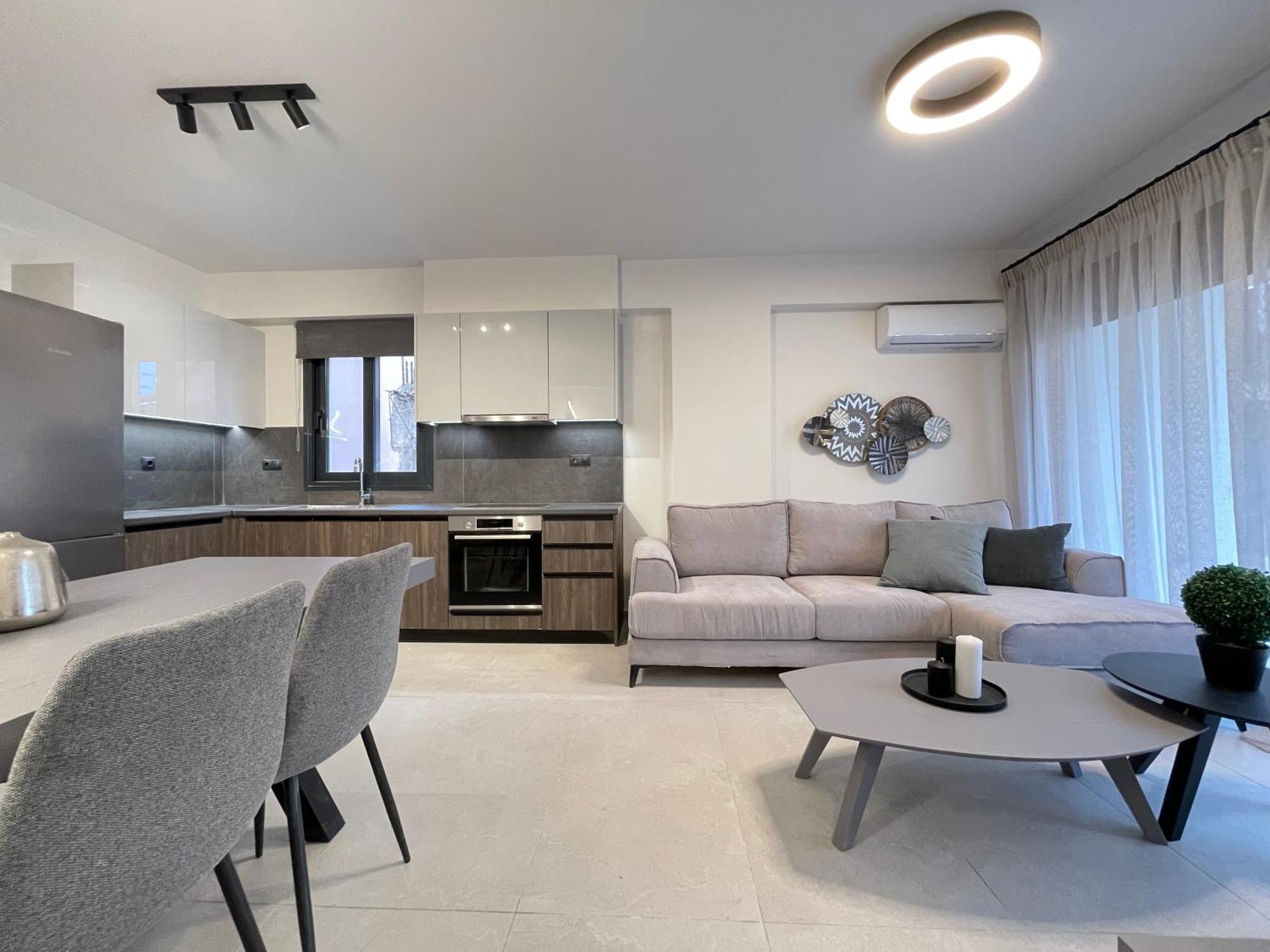 Gleaming Apartments Near Athens Metro Mall Atenas Exterior foto